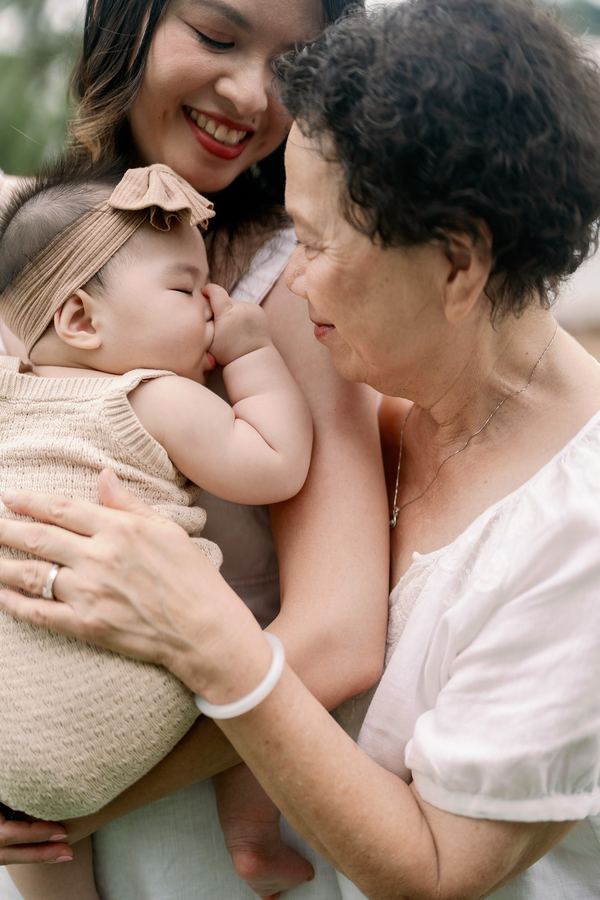 Family photo session by Katrina from Films and Stills